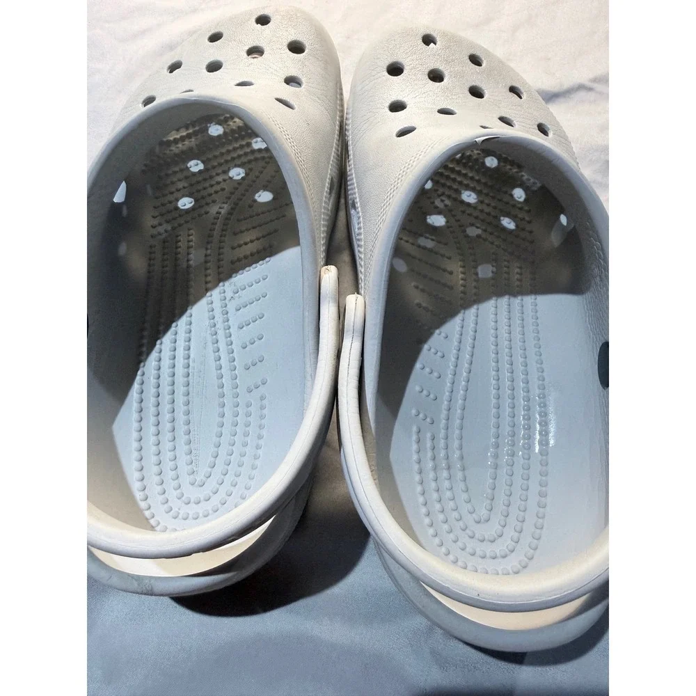 Crocs Unisex Classic Clog White Slip-On Comfort Sandals‎
